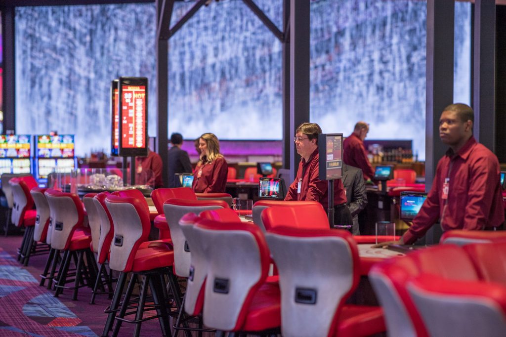 restaurants near resorts world casino catskills